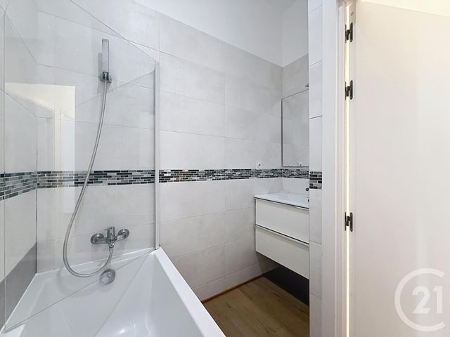 Appartement F3 à vendre - 3 pièces - 60.04 m2 - PERPIGNAN - 66 - LANGUEDOC-ROUSSILLON - Century 21 Terres Catalanes