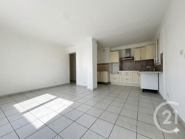 Appartement T3 à vendre - 3 pièces - 57.48 m2 - PERPIGNAN - 66 - LANGUEDOC-ROUSSILLON - Century 21 Terres Catalanes
