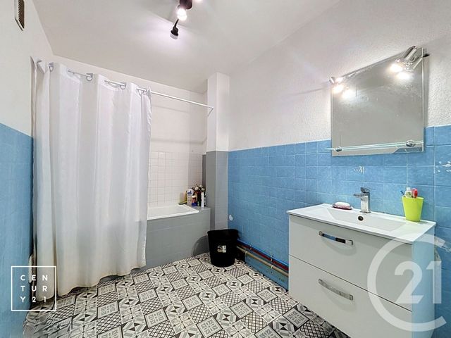 Appartement F4 à vendre - 4 pièces - 96.53 m2 - PERPIGNAN - 66 - LANGUEDOC-ROUSSILLON - Century 21 Terres Catalanes